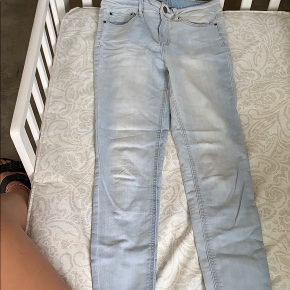 Jeans - Picture 2 of 3